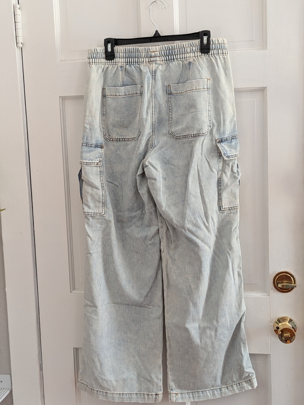 Aerie Village Cargo Pants Light Wash Wide Leg Elastic Waist Utility Size M - Picture 4 of 6